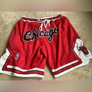 Just Don Chicago Bulls shorts 1997-1998  Medium